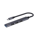 USB-C - 3 × USB-A 2.0, 1 × USB-A 3.1 GEN 1 HUB AK-71
