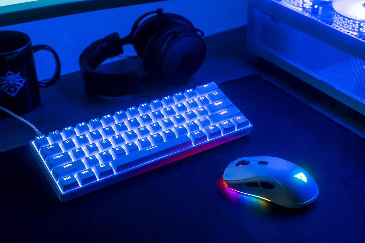 Rozmiary klawiatur: Co oznacza TKL, 75%, 65%, 60% i Full-Size? Przewodnik po formatach