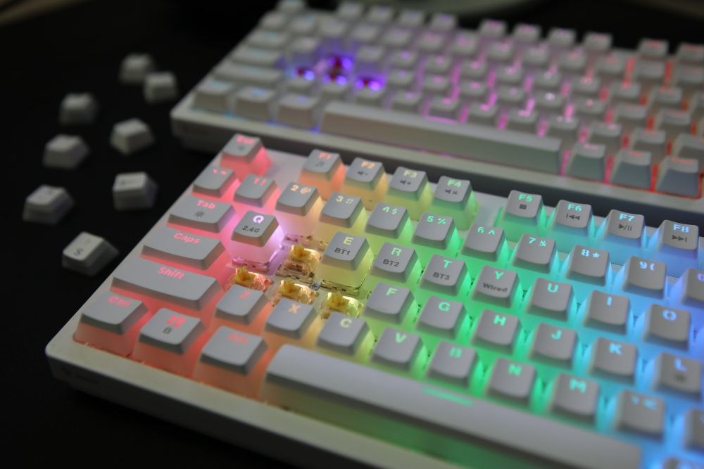 rodzaje klawiatur gamingowych i do pracy